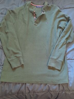Tommy Hilfiger Olive Long Sleeve Henley Shirt Size M